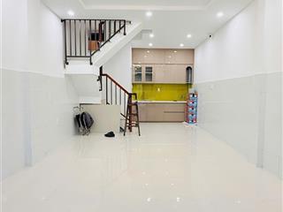 Nhà phố hẻm 237/ hòa bình 4x8,5 (sổ 34mv) mới 100% khách vào ở ngay, 1 trệt 1 lầu, ôtô tới nhà.