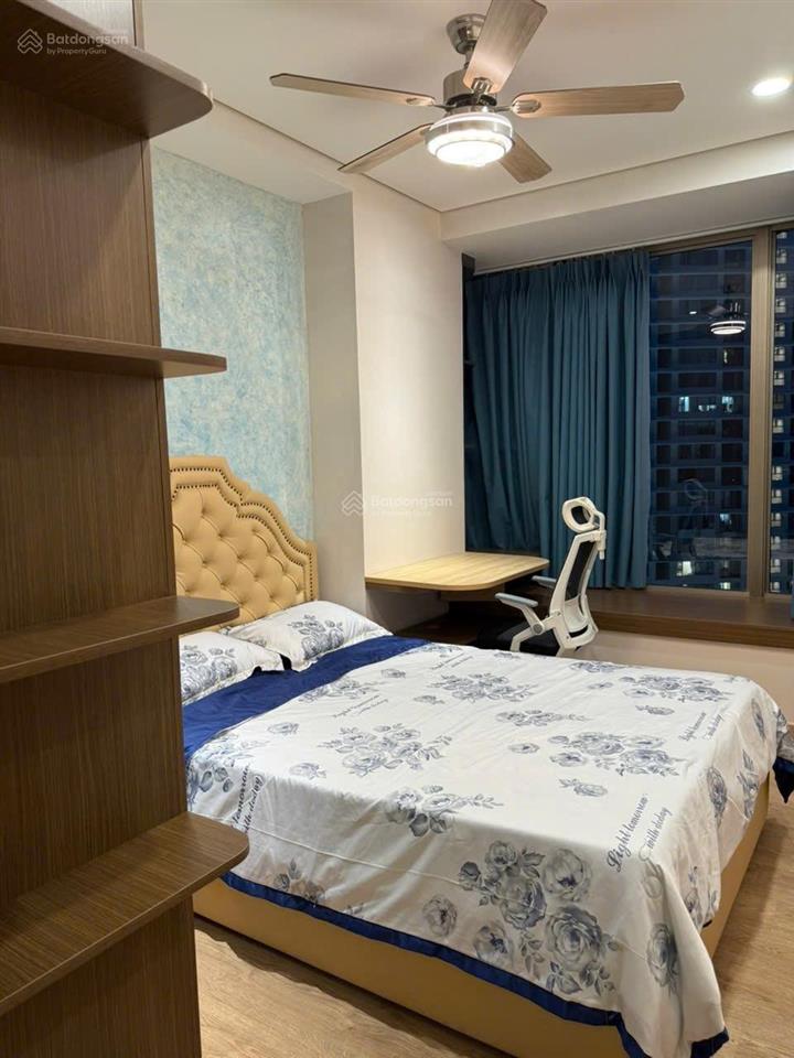 Chủ bán gấp midtown m8 [ khách tìm nhà có sẵn hợp đồng thuê 3 năm] giá bán 10.5 tỷ all in tầng cao