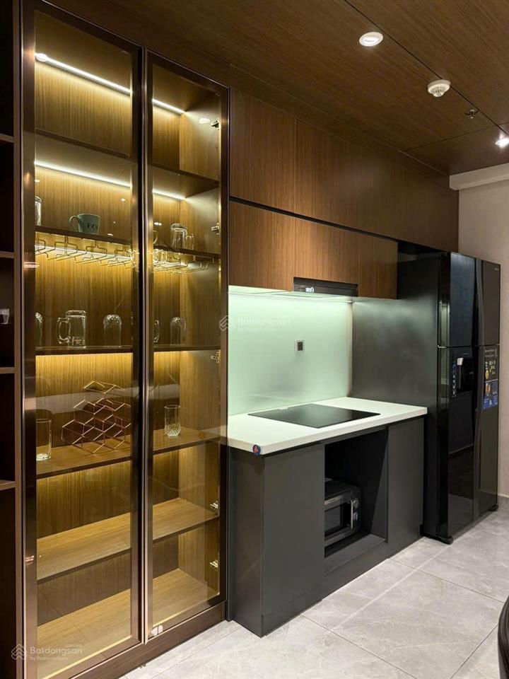 Chủ bán gấp midtown m8 [ khách tìm nhà có sẵn hợp đồng thuê 3 năm] giá bán 10.5 tỷ all in tầng cao