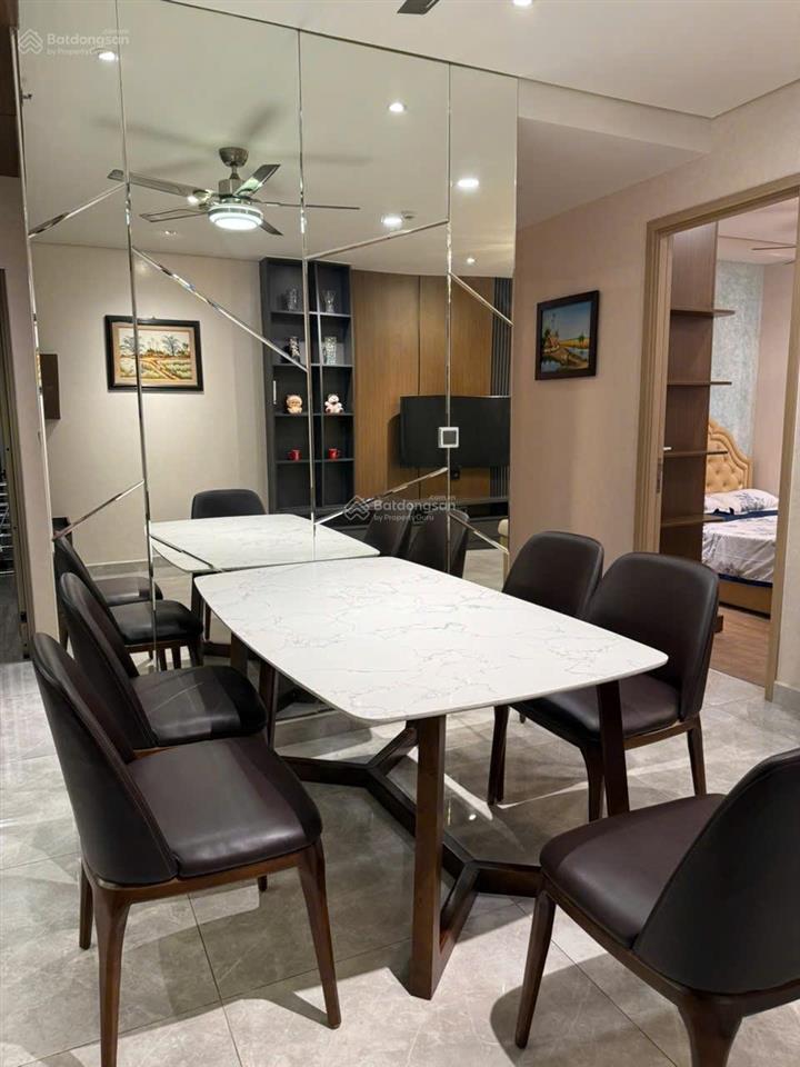 Chủ bán gấp midtown m8 [ khách tìm nhà có sẵn hợp đồng thuê 3 năm] giá bán 10.5 tỷ all in tầng cao