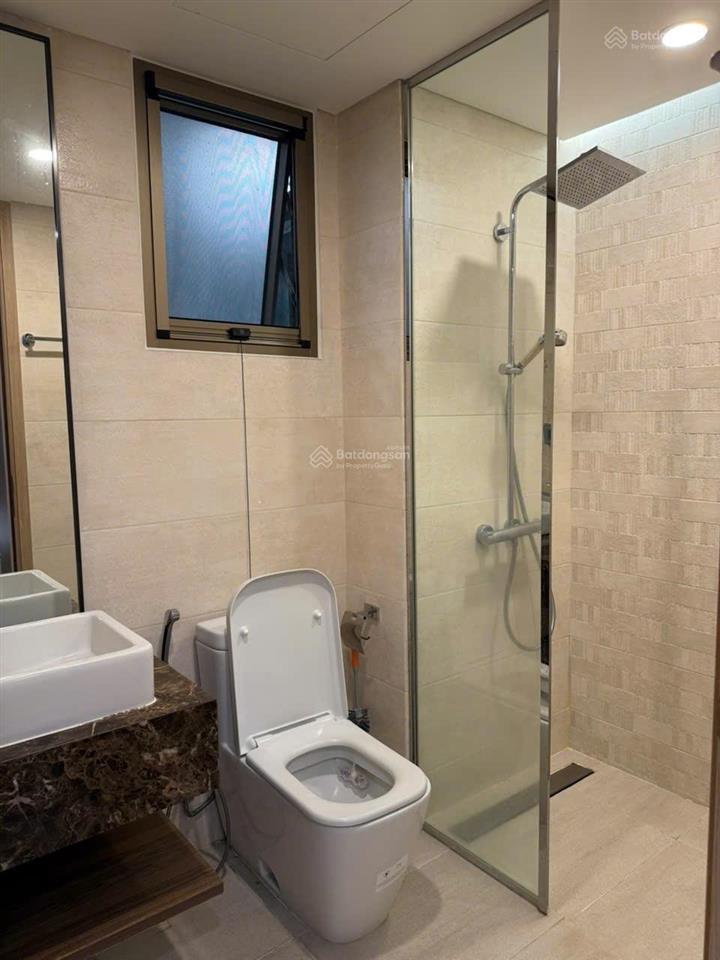 Chủ bán gấp midtown m8 [ khách tìm nhà có sẵn hợp đồng thuê 3 năm] giá bán 10.5 tỷ all in tầng cao