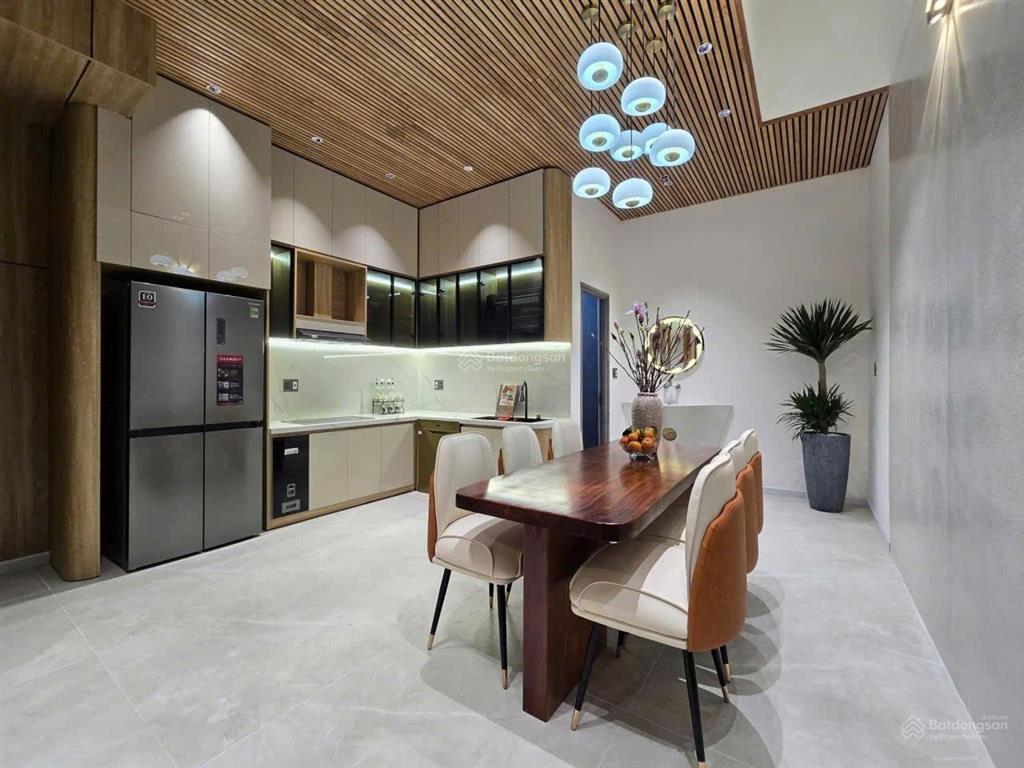 Tôi chính chủ cần bán nhà 3 tầng mặt tiền dương bích liên, hòa minh, liên chiểu