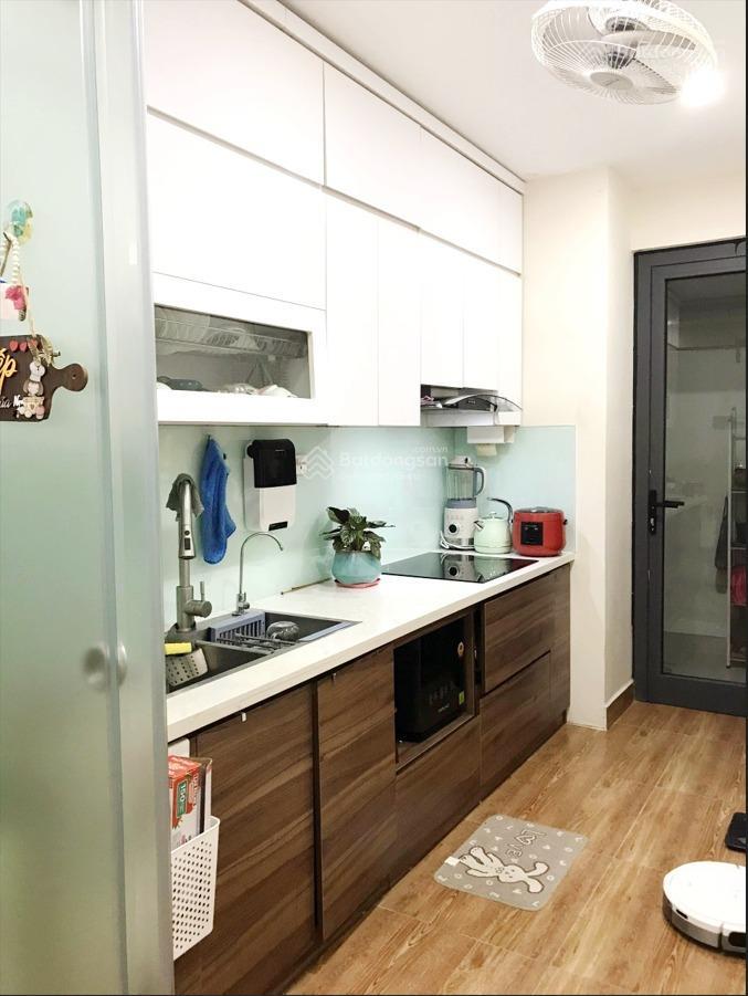 Gia đình cần bán căn hộ 2pn, 70m² đầy đủ nt cc csbca thái hà constrexim giá cạnh tranh thị trường