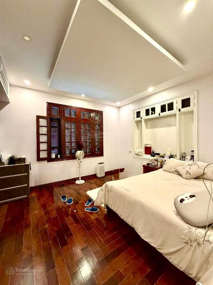 Bán bt vip bán đảo linh đàm, khu dân trí cao, hồ điều hòa thoáng mát, 278m, 4 tầng, mt 12.5m