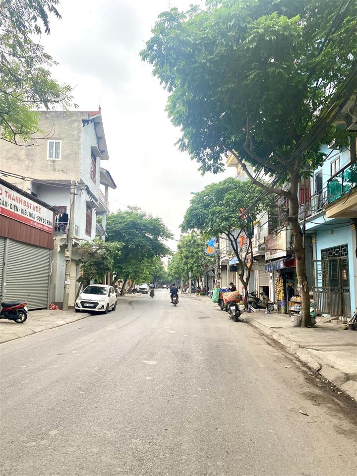Bán lô góc mặt tiền yên kiện, ngọc hồi, vị trí đẹp sầm uất, tương lai phát triển mạnh, 105m,mt 7m