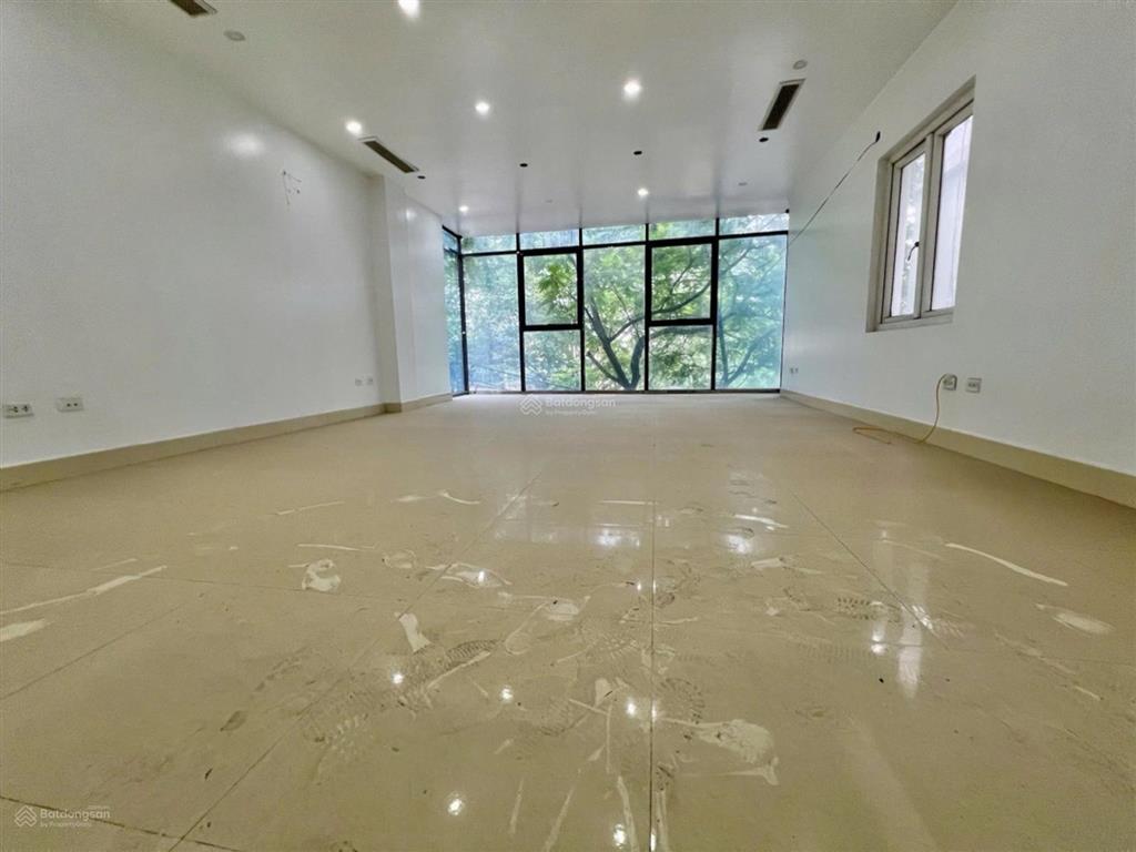 Bán tòa lô góc mặt phố hồ đền lừ, vỉa hè rộng thoáng view hồ thoáng mát, kd sầm uất, 109m, 9 tầng