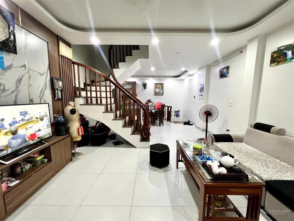Bán nhà 5 tầng đại hưng, lạc thị, gara ô tô, gần khu olympic, kv phát triển mạnh, 43,5m2, mt 4.2m