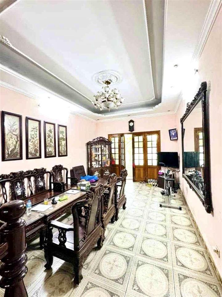 Bán nhà phương liệt view hồ thoáng mát, vị trí đẹp phố, vỉa hè ô tô tránh, 68m, 5 tầng, mt 4.5m