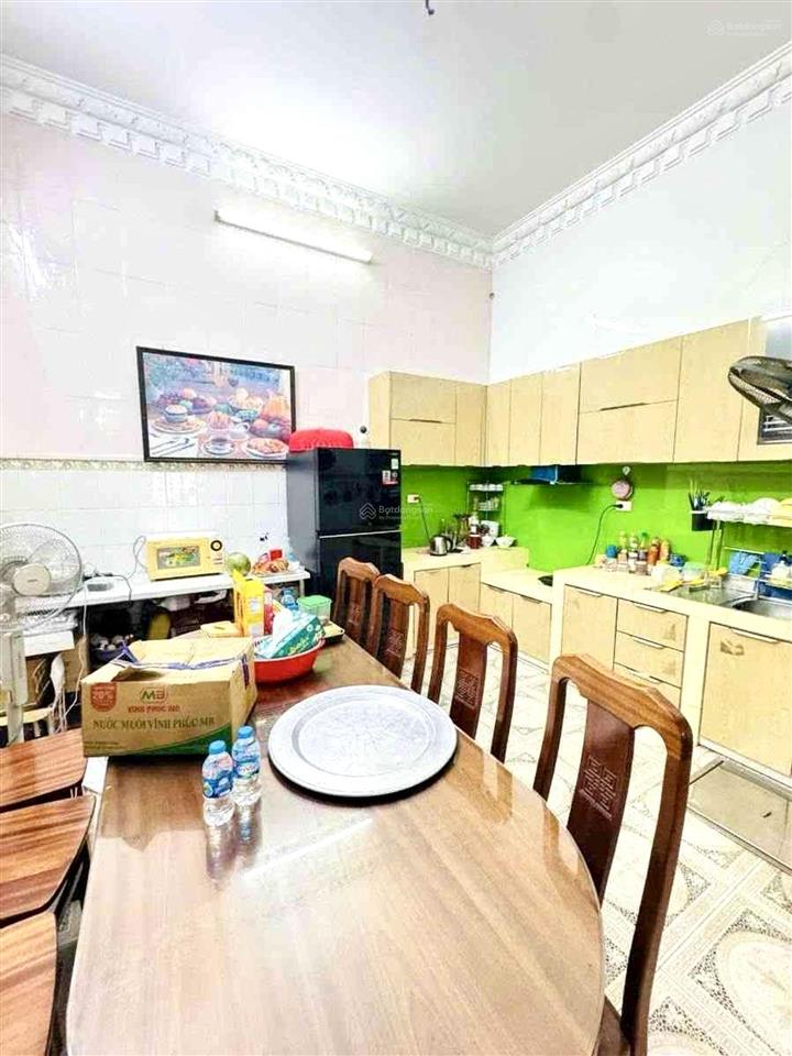 Bán nhà phương liệt view hồ thoáng mát, vị trí đẹp phố, vỉa hè ô tô tránh, 68m, 5 tầng, mt 4.5m
