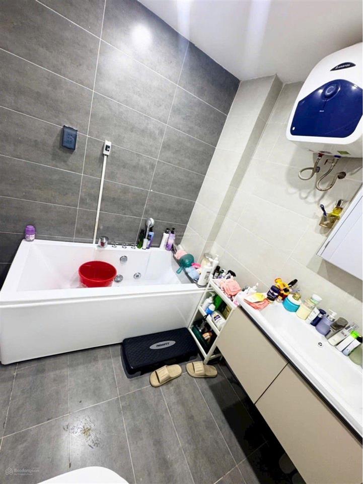 Nhà mới 2 tầng sát hẻm xe hơi huỳnh tấn phát  41m  full nội thất  3 tỷ hơn