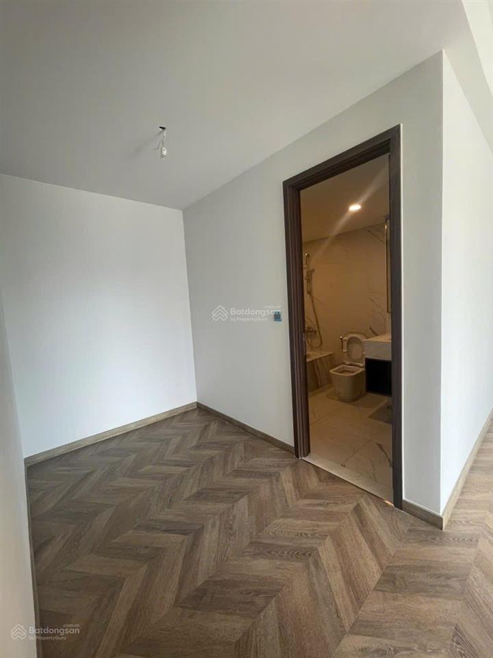 Hàng hiếm 3pn nhà cơ bản, ô xe hầm view sông m8a, giá tốt 16.9 tỷ allin xem nhà 0908 448 ***