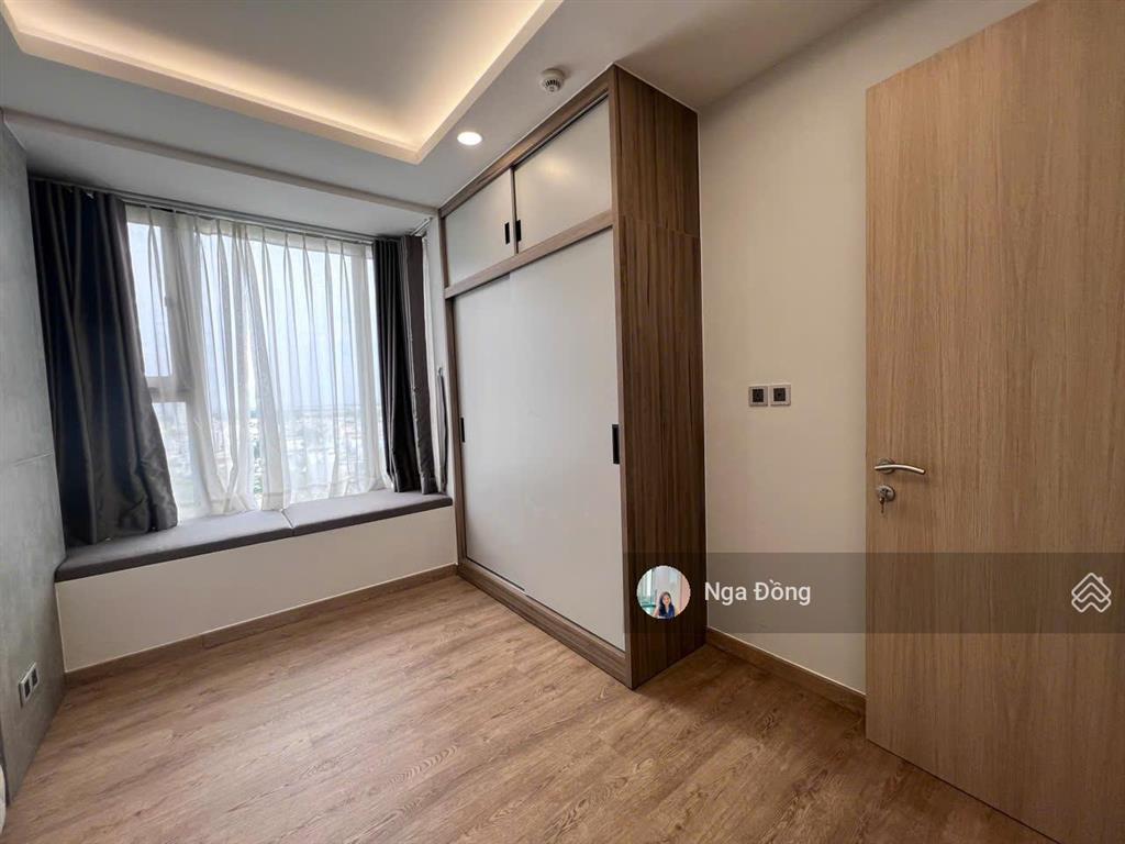 (m8)  2 ngủ, ô xe hầm, tầng 11 view đẹp thoáng hai mặt, giá tốt 10,8 tỷ all in, xem nhà 0908 448 ***