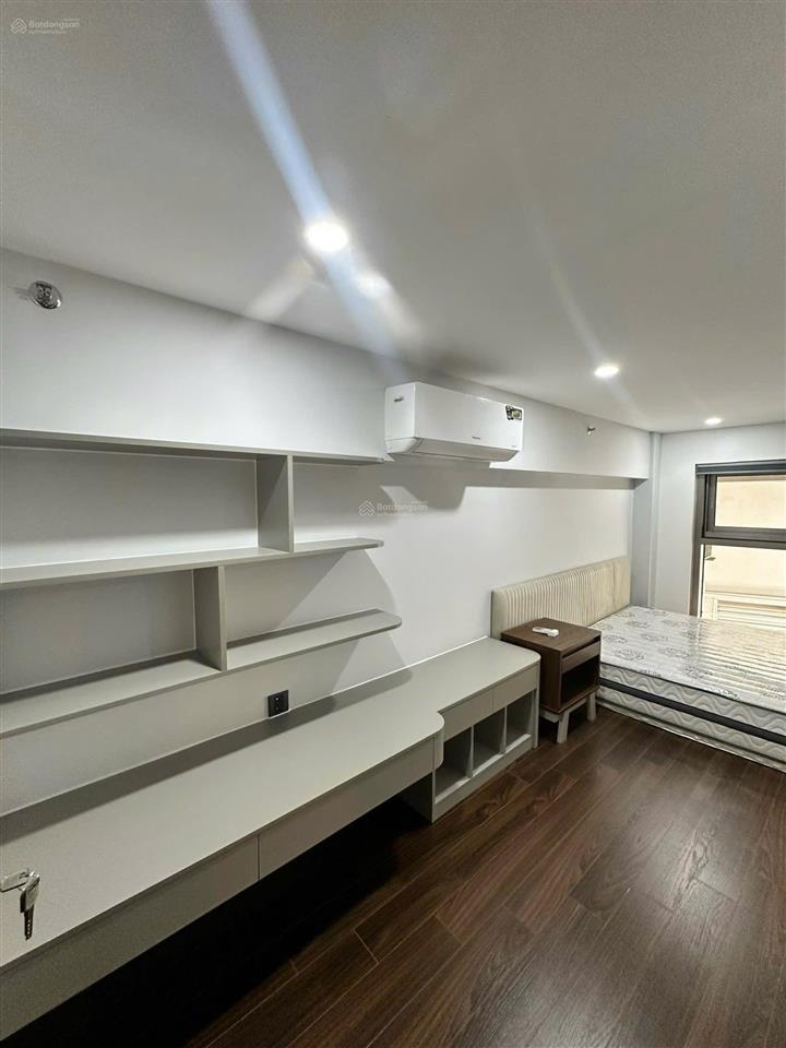 Shophouse tầng 2, m7  the signature bán gấp giá tốt 6.5 tỷ tl, xem nhà 0908 448 ***