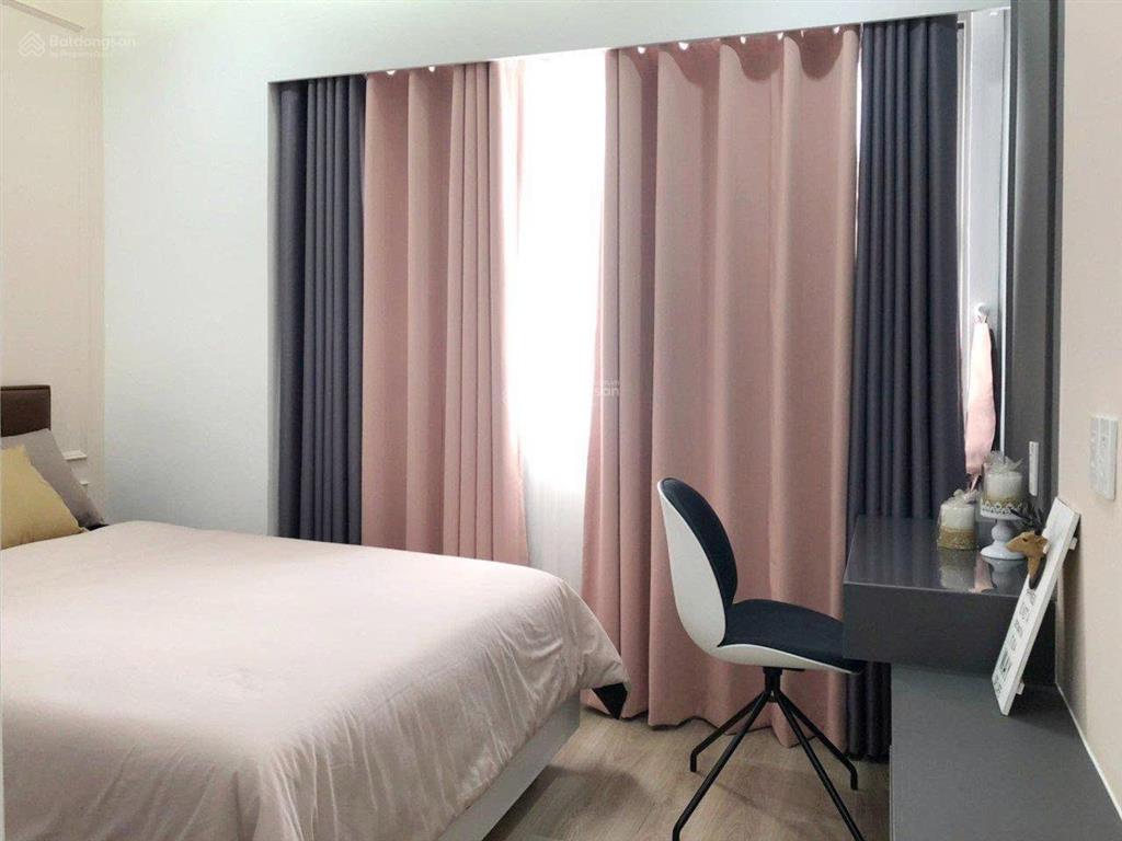 Cần bán 2 phòng ngủ hưng phúc, 76m2 ô xe hầm view biệt thự, nhà đẹp như hình xem nhà 24/7