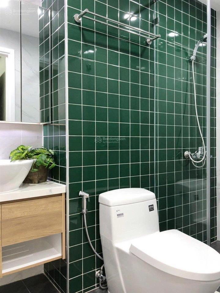 Cần bán 2 phòng ngủ hưng phúc, 76m2 ô xe hầm view biệt thự, nhà đẹp như hình xem nhà 24/7