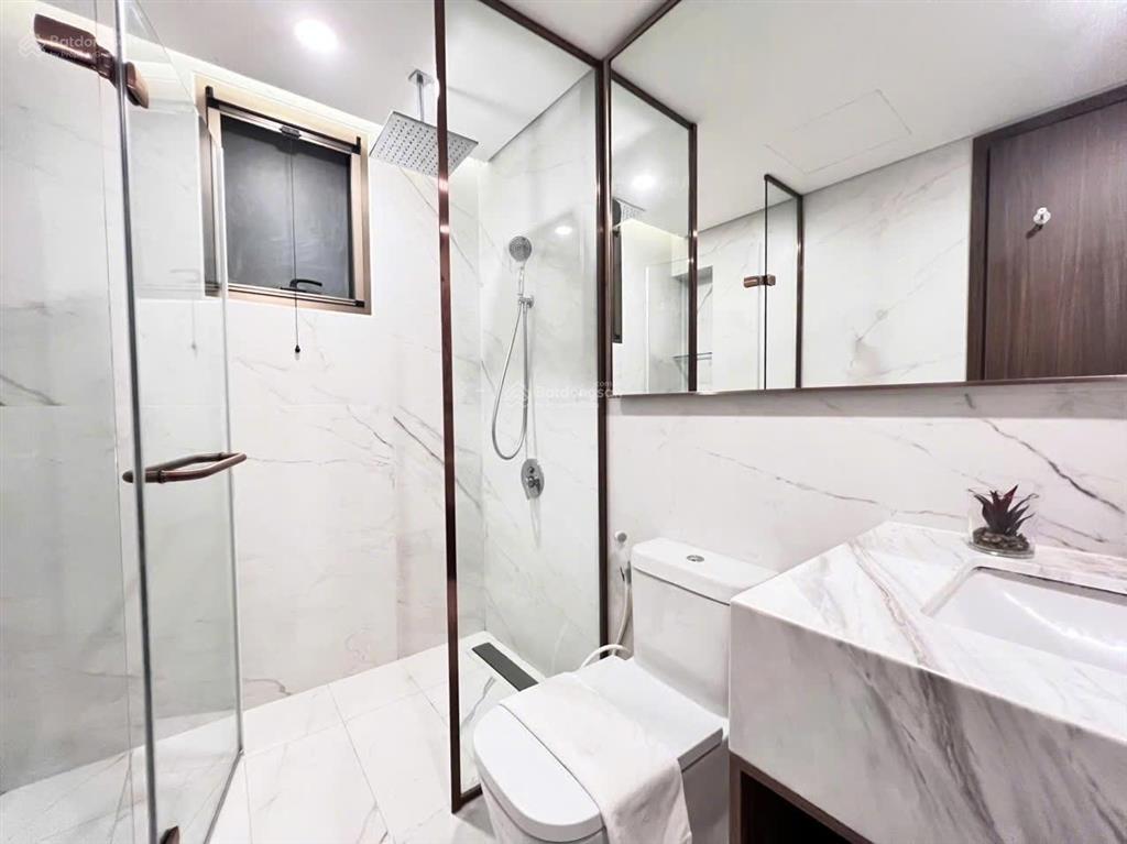 Bán 2pn80m2 the peak midtown, tầng cao view sông, full nội thất, ô xe trệt, giá bán 9.4 tỷ allin