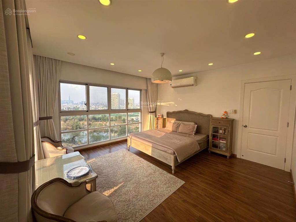 (cần bán)  chỉ 9.5 tỷ bán nhanh căn 3pn  100m², ô xe hầm, sẵn nội thất đẹp, xem nhà ms nga đồng
