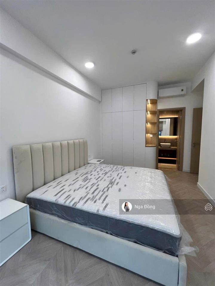 2pn  89m2  ban công đông nam, nhà có nội thất, cơ hội mua giá tốt chỉ 9.2 tỷ allin, xem nhà dễ
