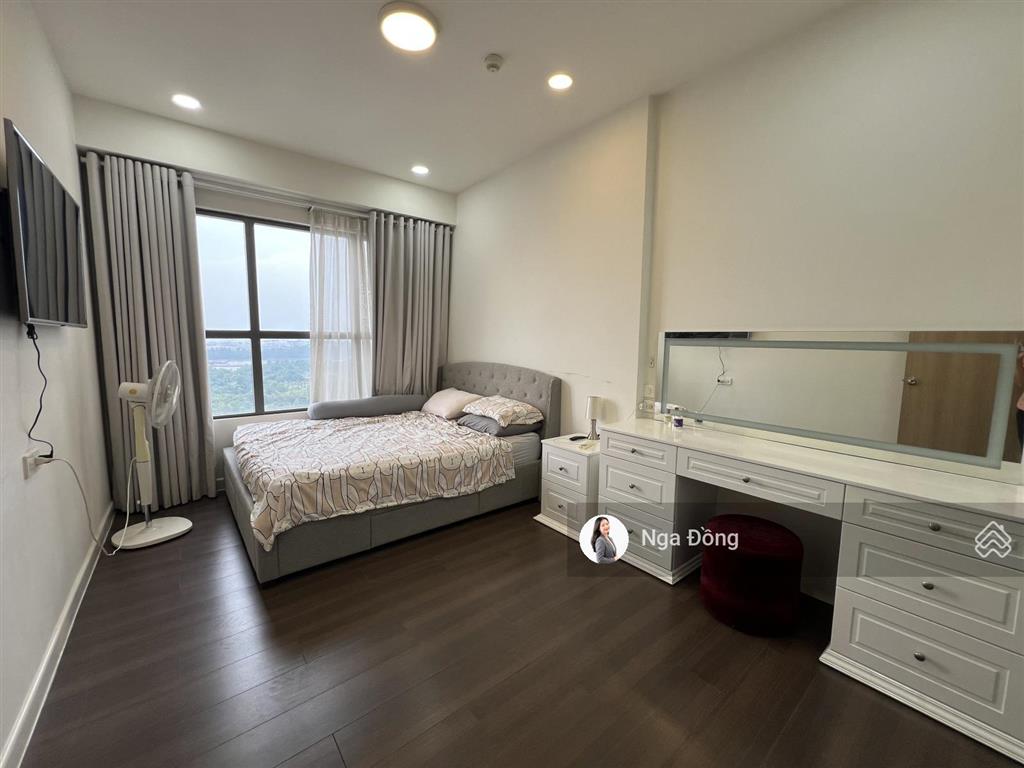 Chính chủ gửi bán 2pn view sông yên tĩnh, sổ hồng bán nhanh 7.3 tỷ, xem nhà dễ
