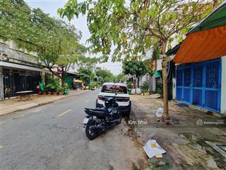 Nhà hiếm khu vực mặt tiền đsố 3  vuông như a4  dt 84.8m2 ngang 4m  kd được đa ngành tiện ở