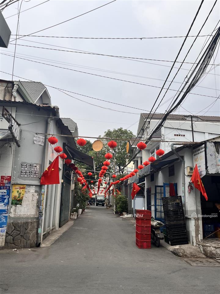 Bán đất tặng nhà cấp 4 mặt tiền kd  ngang 8.53m  xây chdv  tách thửa  làm kho  dt 147.7m2