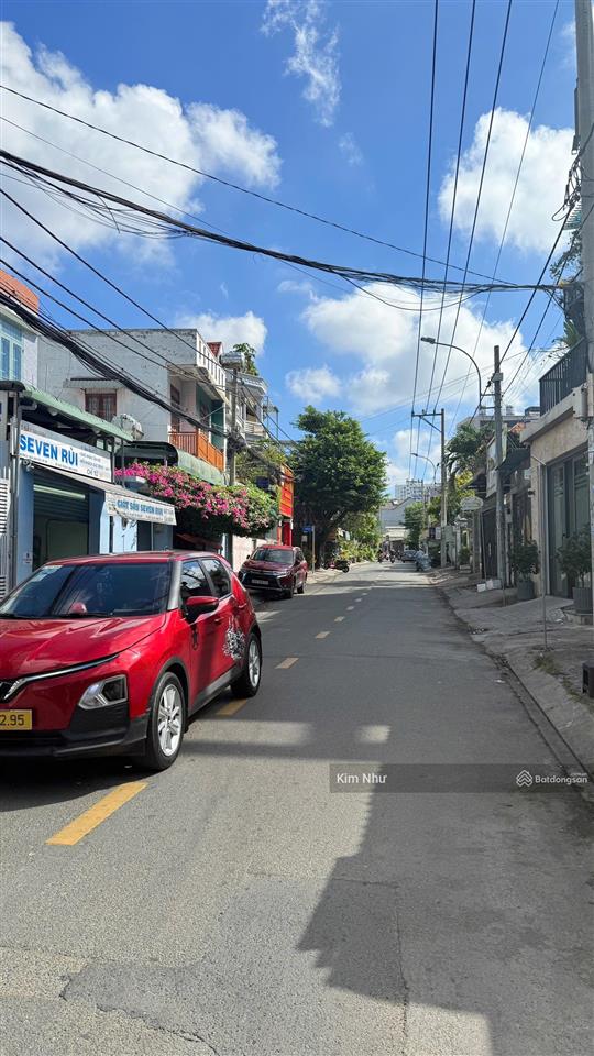 Bán đất mt kinh doanh ngay dh cảnh sát  100m ra phạm văn đồng  ngang 5.45m  sầm uất  đông đúc