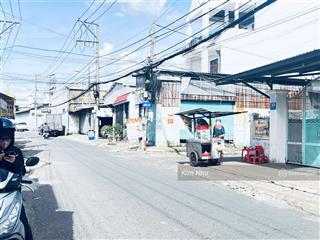 70.8tr/m2 đất mặt tiền ngang 6m bề thế tiện kinh doanh ngay chung cư  dt 151m2 sát phạm văn đồng