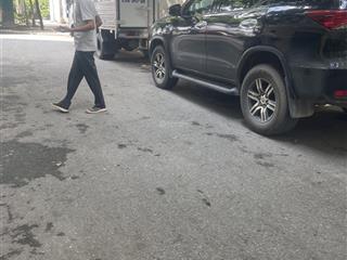 Bán căn nhà xây thô khu solake villa , dt 100m2 , hai mặt đường trước sau. sđcc