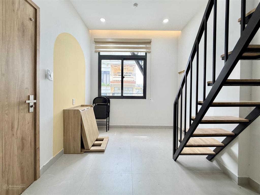 Duplex bancol 45m2 gác cao full nội thất xịn ngay tô hiến thành q10 kế bên vạn hạnh malình thật
