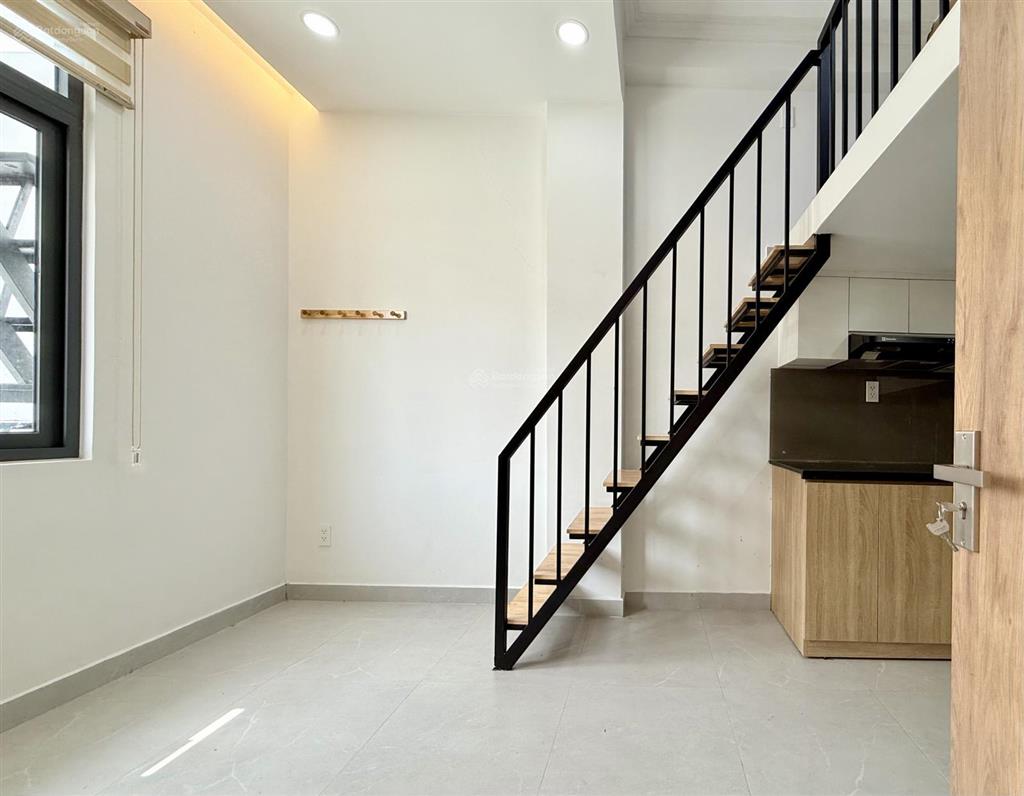 Duplex bancol 45m2 gác cao full nội thất xịn ngay tô hiến thành q10 kế bên vạn hạnh malình thật