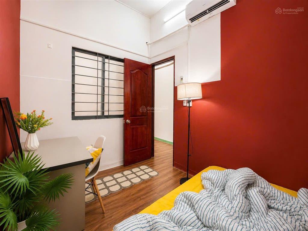 Cho thuê căn 2pn ban công  70m² gần sân bay tân sơn nhất
