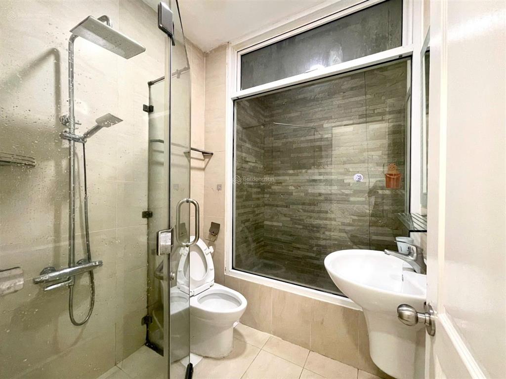 Cho thuê căn hộ 1pn, 1pk, 45m² gần bitexco  tt quận 1, cửa sổ  mgr