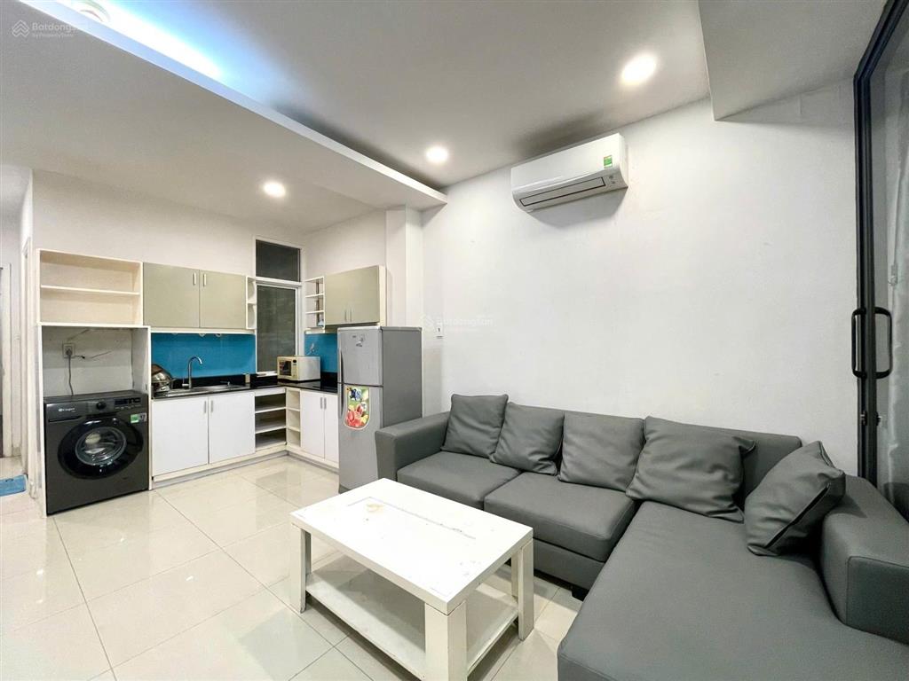 Cho thuê căn hộ 1pn, 1pk, 45m² gần bitexco  tt quận 1, cửa sổ  mgr