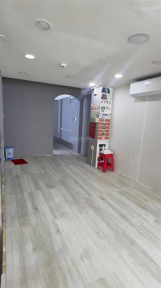 Cho thuê mbkd lối riêng có 1 ngủ ở lại ngay cao thắng kế bên hà đô centrosahợp mi nail, thẩm mỹ nh