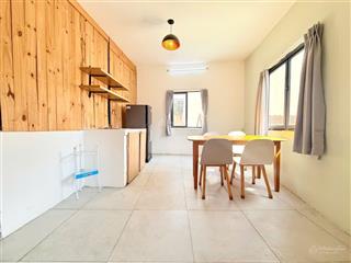 Cho thuê căn 1pn ban công 30m2 cực chill ngay nút giao tô hiến thành  cmt8