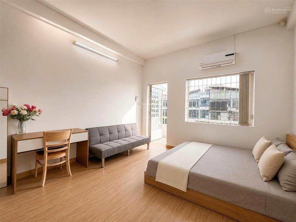 Cho thuê căn 1pn 45m2, ban công ngay vx dân chủ  tòa nhà viettel