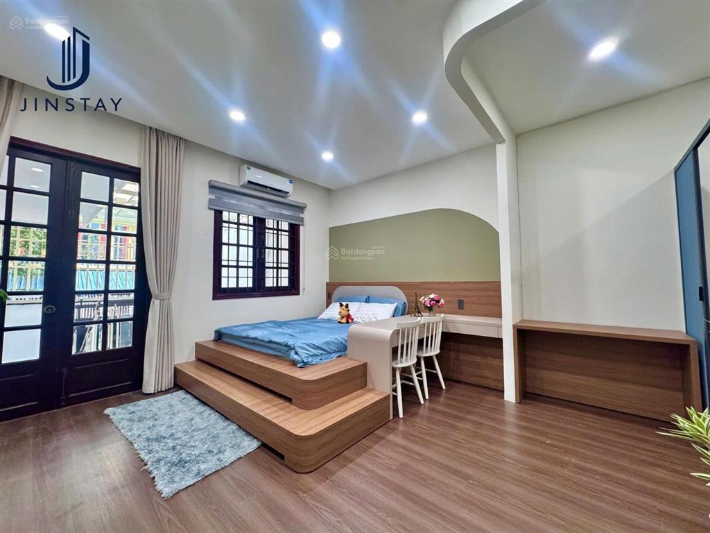Nhà mới thang máy kế q1khu nguyễn tri phươngnguyễn trãi studio 1pn full nội thất new