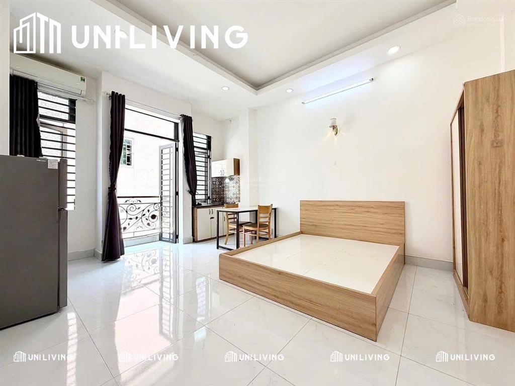 Chính chủ cho thuê phòng lê hồng phong q10  ban công riêng gần 3/2, view lý thái tổmới xây giá re