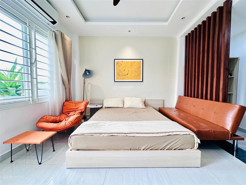 Chính chủ cho thuê phòng lê hồng phong q10  ban công riêng gần 3/2, view lý thái tổ