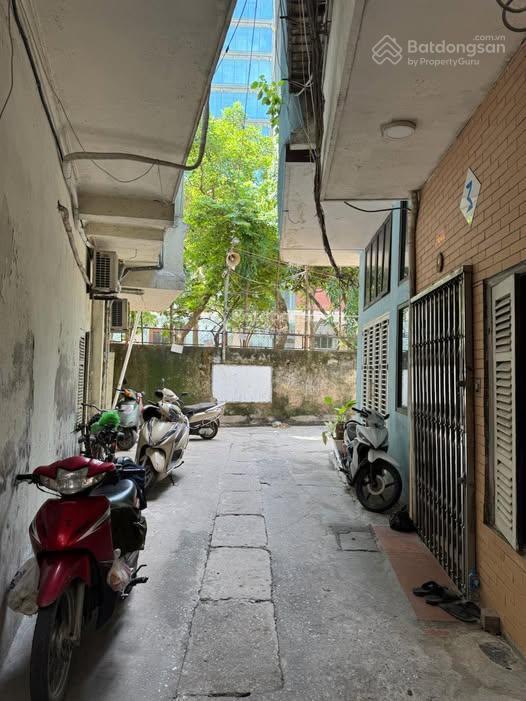 Giang văn minh ba đình mặt tiền 9.8m ô tô đỗ cửa nhà cách phố 30m