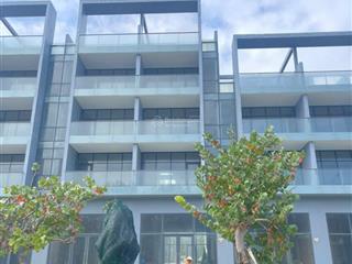 Bán nhà 4 tầng mặt tiền biển tp tuy hòa , đối diện biển , công viên biển ,sổ hồng riêng 0866 563 ***