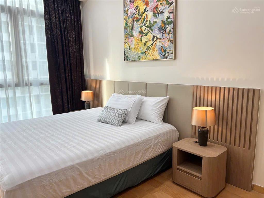 Tìm chủ nhân mới cho căn hộ 3 phòng ngủ view hồ bơi, full đồ,sẵn hợp đồng thuê tại the vista an phú