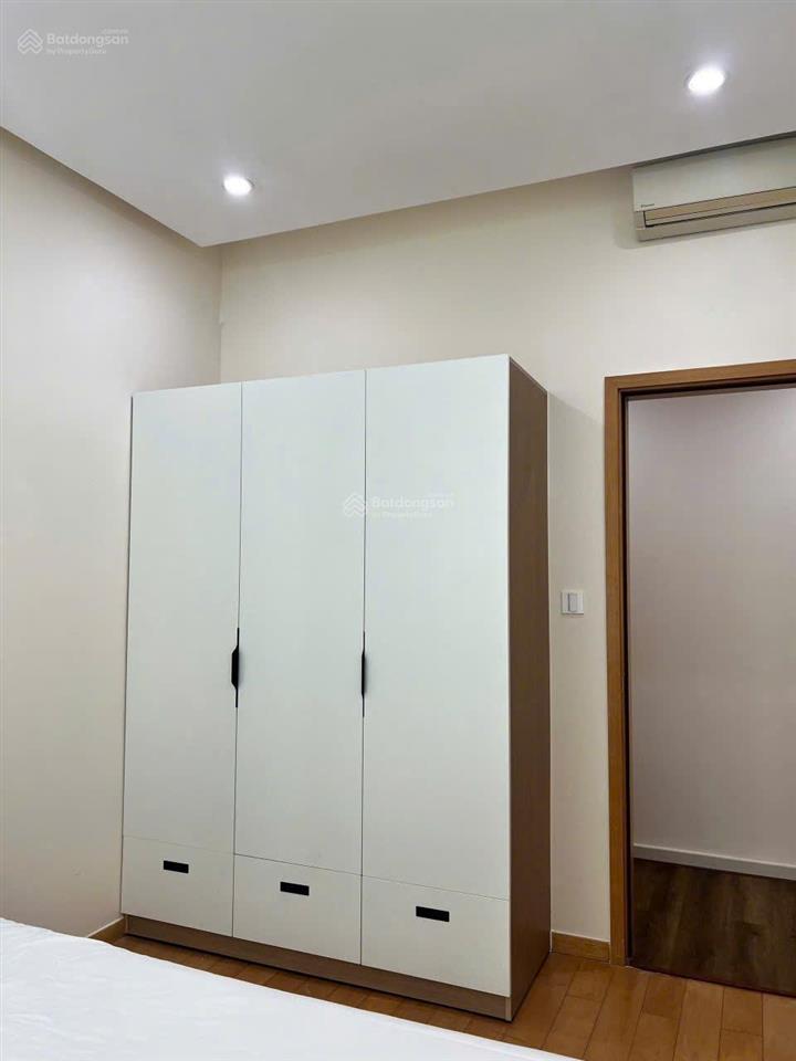 Tìm chủ nhân mới cho căn hộ 3 phòng ngủ view hồ bơi, full đồ,sẵn hợp đồng thuê tại the vista an phú