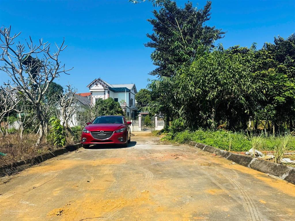 Chính chủ bán lô đất 385m2  xã phú cát  hà nội  giá 12tr/m2, hàng giá tốt để xây biệt phủ