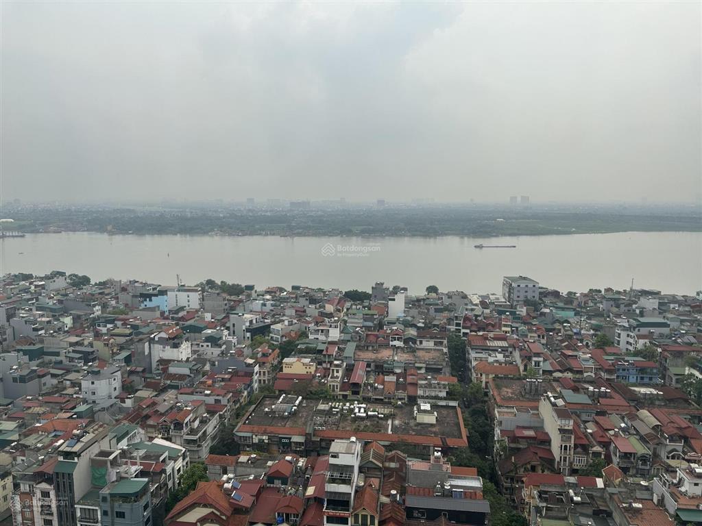 Hiếm! cả toà có 36 căn cả năm có 1 người bán, dt 145m2  3pn  2 wc, view sông hồng
