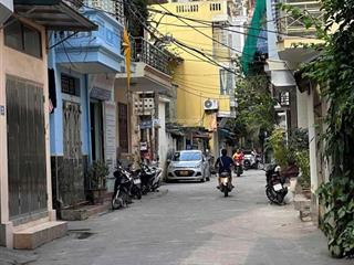 Bán nhà khương trung 26m 5 tầng mới xây full nội thất xịn xò. đầy đủ tiện ích, 60m ra ô tô