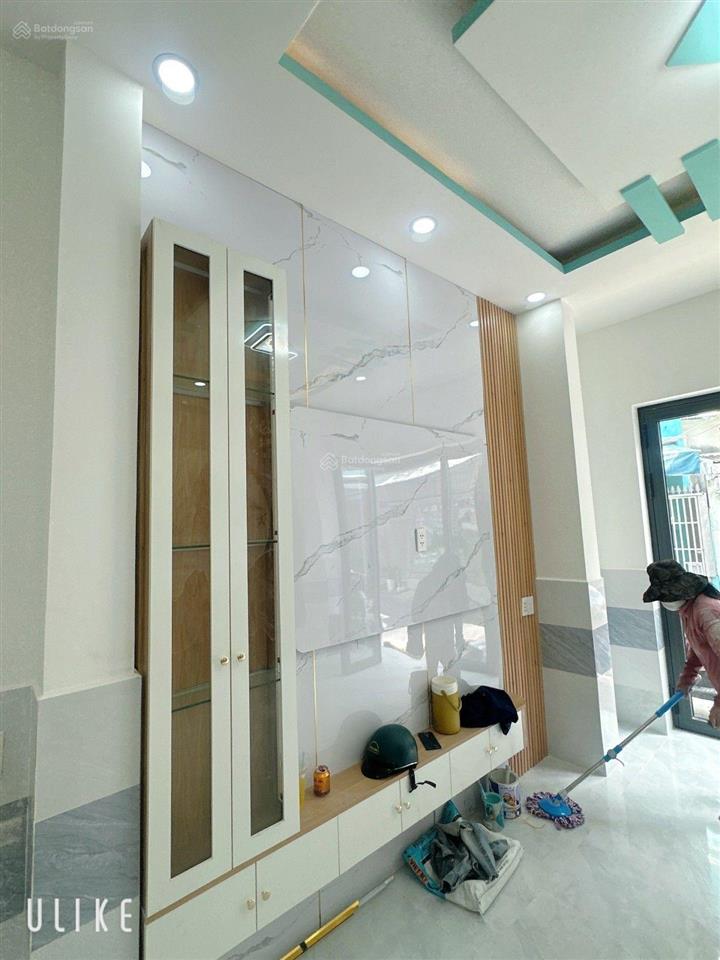 Nhà căn góc mới tinh hẻm 6m thông sẵn sàng đón chủ mớ