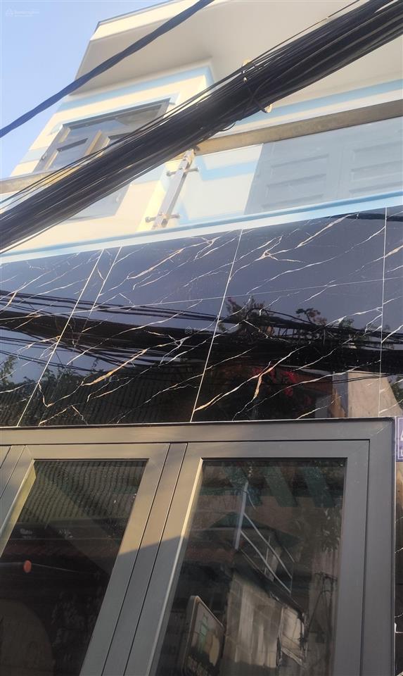 Nhà căn góc mới tinh hẻm 6m thông sẵn sàng đón chủ mớ