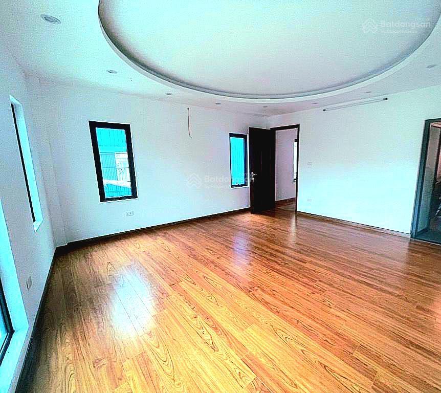 Bán nhà yên bệ hoài đức. hiếm, lô góc, kinh doanh ô tô tránh, tiện ích bạt ngàn, mua sớm giá ưu đãi