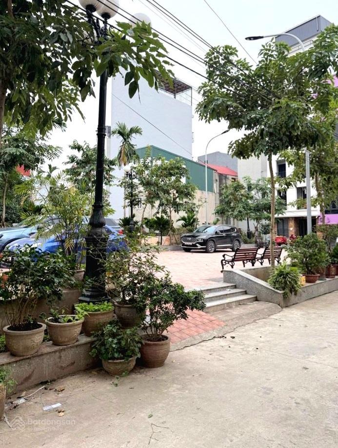 Vân canh  hoài đức 32m² 4,5 tầng. vị trí đẹp, 10m ô tô đỗ, 100m ra đường vành đai 3.5.